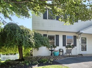 17 Bridle Way, Wernersville, PA 19565