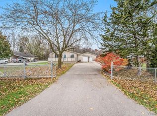 5053 N Belsay Rd, Flint, MI 48506