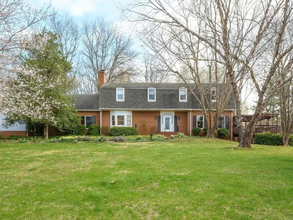 555 Rodes Dr, Charlottesville, VA 22903