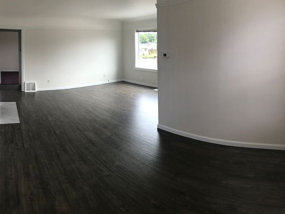 1st image of 187 NE 28th Ave