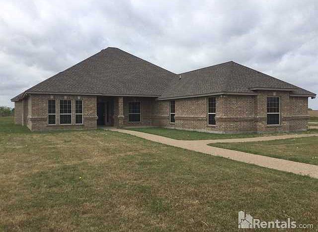1st image of 5549 Fogata Ln