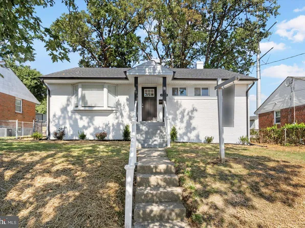 2108 Lewisdale Dr, Hyattsville, MD 20783