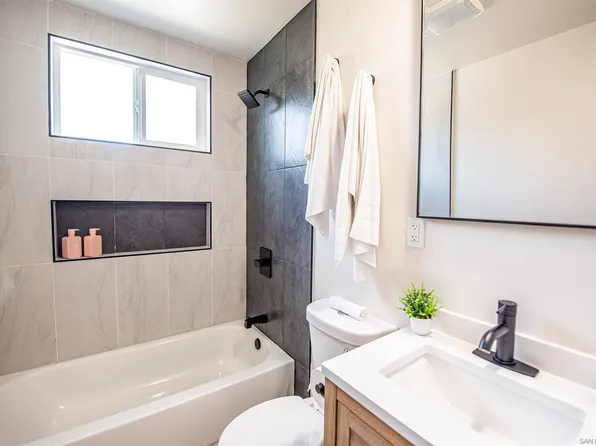 224 Cedaridge Dr, San Diego, CA 92114