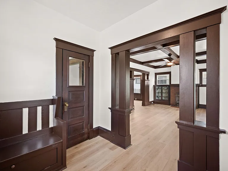 2624 W 8th Ave — Photo 16