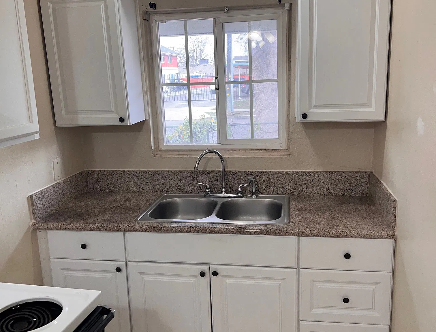 1 bed, 600 sqft, $1,200 — Photo 1