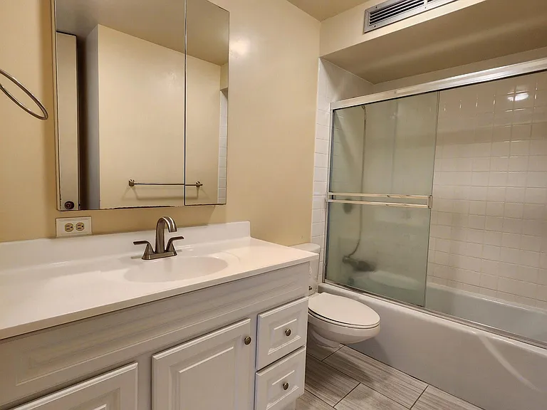 555 University Ave #3401 — Photo 19