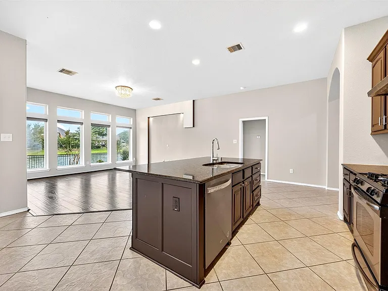 26303 Serenity Oaks Dr — Photo 11