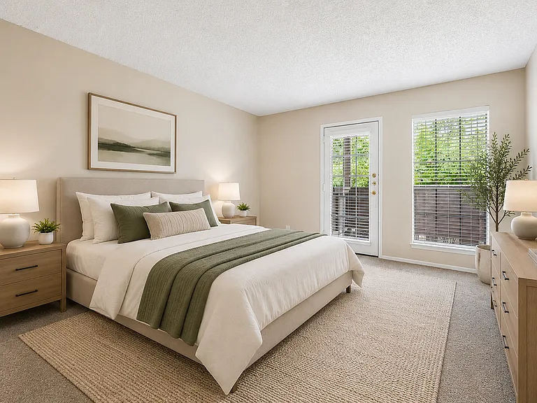 Chappell Hill Apartments — Photo 6
