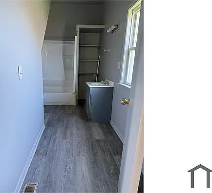 646 N Long Ave #2 — Photo 26