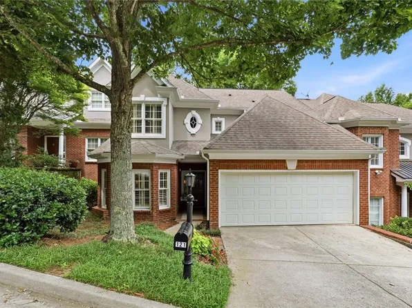 121 Brookview Cir, Sandy Springs, GA 30339