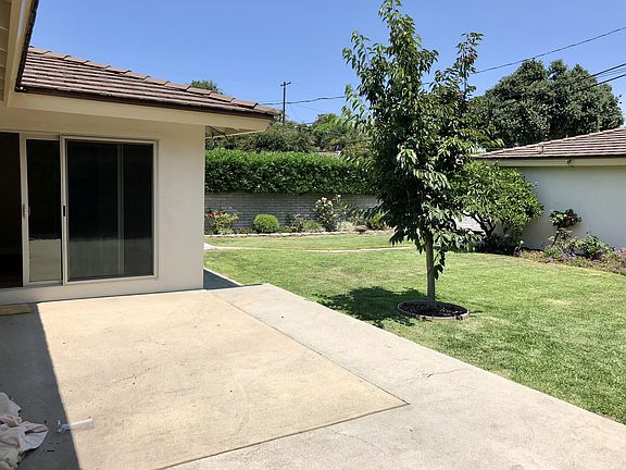 5th image of 5523 Eau Claire Dr