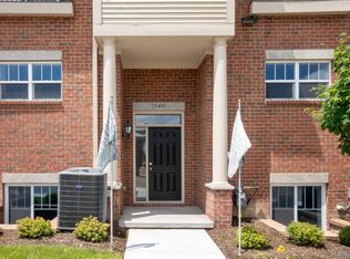 25495 Grandview Ln #25, Novi, MI