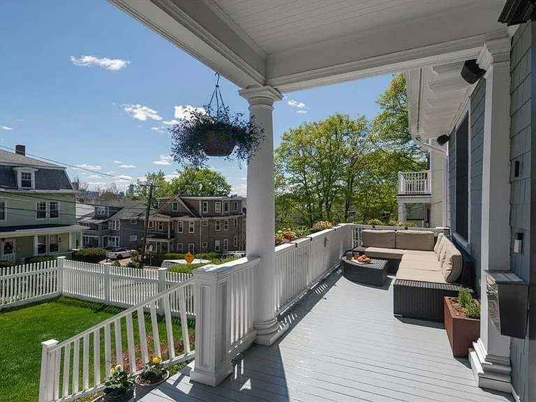 36 Laurel St #1 — Photo 2