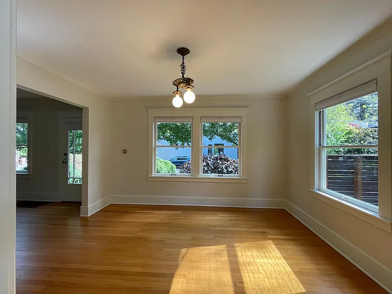 2409 NW Raleigh St — Photo 6