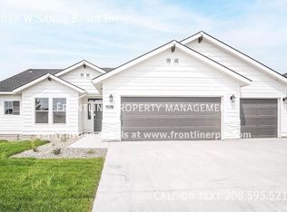 5018 W Sands Basin Dr, Meridian, ID 83646