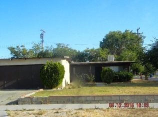 1046 W Avenue H1, Lancaster, CA 93534