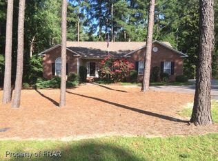 420 Midlothian Dr, Southern Pines, NC 28387