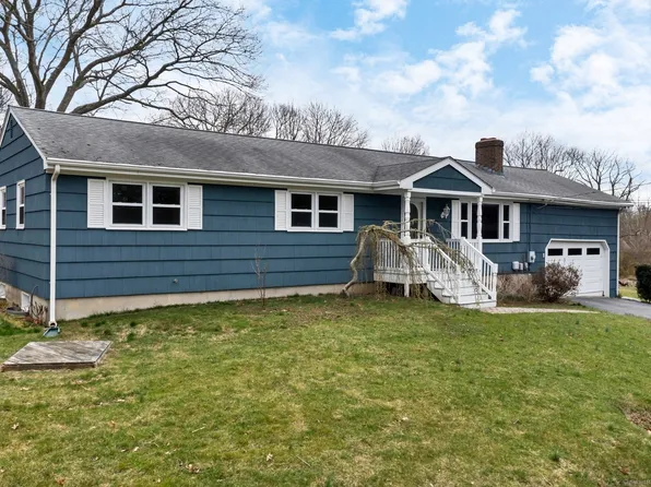 81 Bloomingdale Road, Waterford, CT 06375