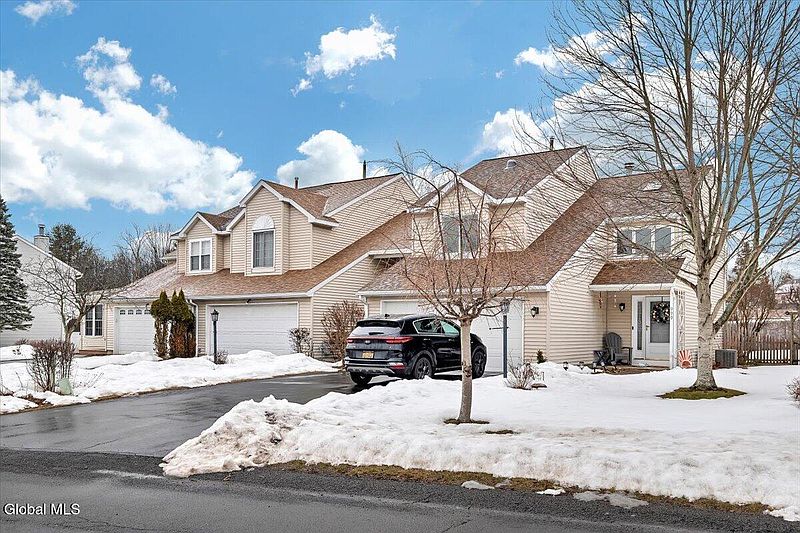 2nd image of 1003 Sterling Ridge Drive