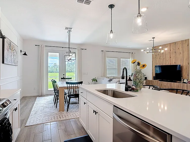 1348 Sterling Pointe Dr — Photo 39