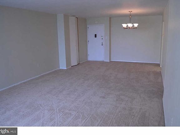 5th image of 666 W Germantown Pike APT 2711