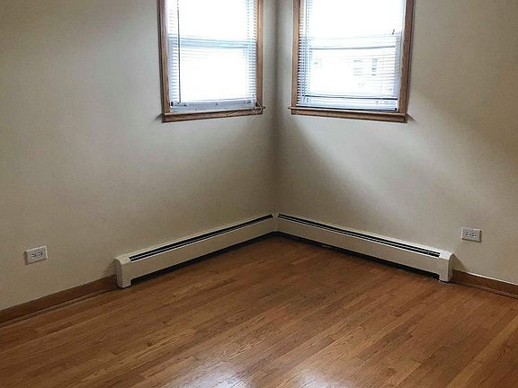 5th image of 5214 N Reserve Ave APT 2E