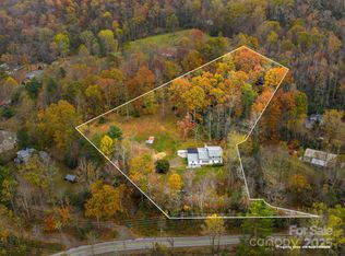 6 Star Berry Ln, Fairview, NC 28730