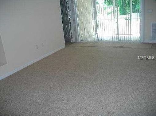 4th image of 1012 Creek Park Dr