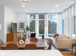 205 16th Ave #B, Seattle, WA 98122