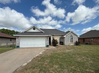 510 Ridgeway Blvd, Weatherford, TX 76086