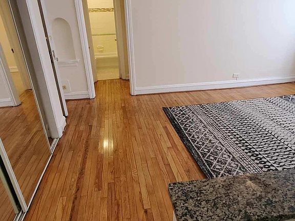 3rd image of 317 S Oak Park Ave #103