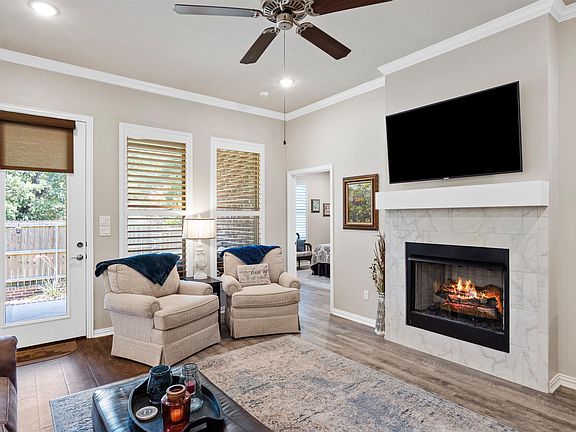 5th image of 707 Cambridge Bend Cir