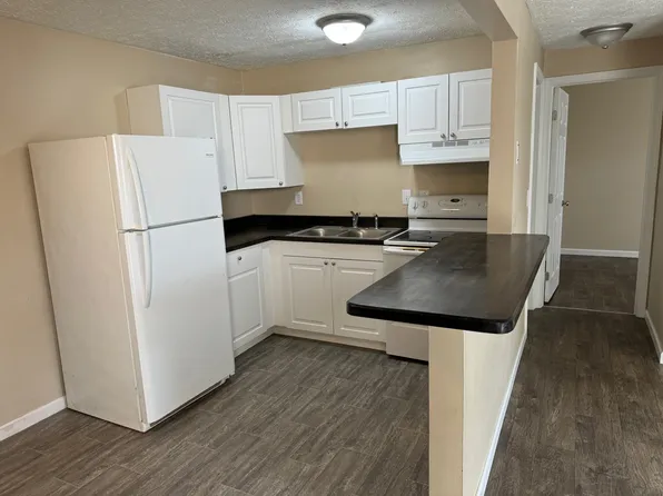 Eagle Crest Apartments