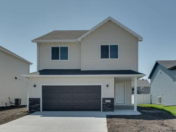 2517 36th Ave S, Moorhead, MN 56560