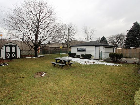 2nd image of 408 Bellarmine Dr E