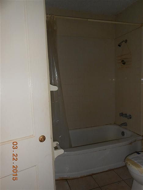 2nd image of 218 N Center Dr