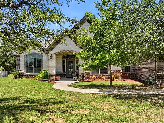3rd image of 1522 County Road 2026