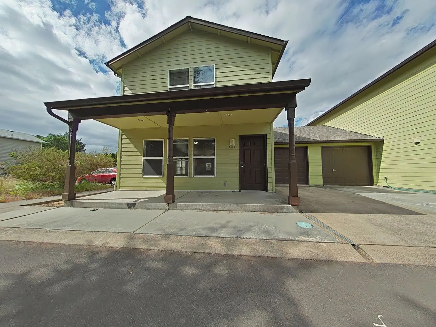3435-3437 SE 3rd St #8cd26536e photo 1
