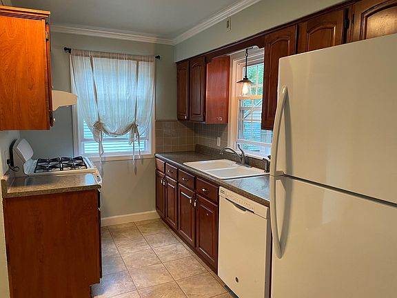2nd image of 708 W Angela Blvd