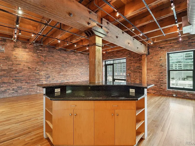 1801 Wynkoop St #317 — Photo 7
