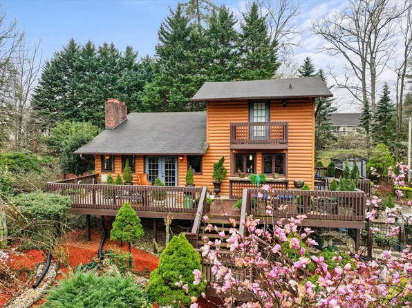 106 Brookwood Ln, Taylorsville, NC 28681