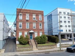 261 French St APT 9, New Brunswick, NJ 08901