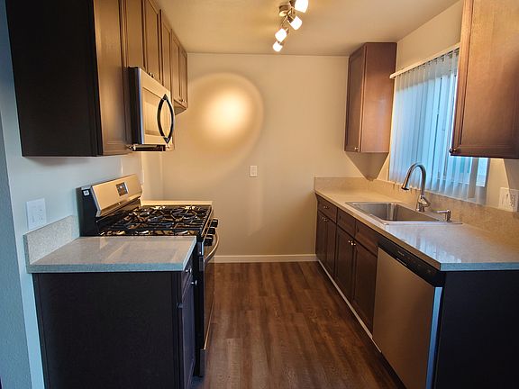 4th image of 735 E Palmer Ave APT 202