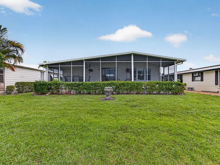7640 SE Shenandoah Dr — Photo 60