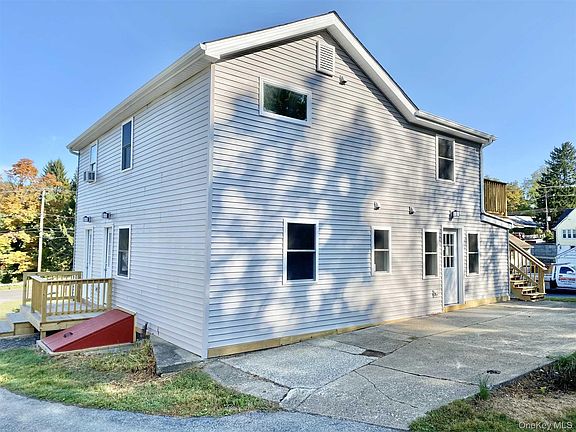 4th image of 58 W Dorsey Ln #A