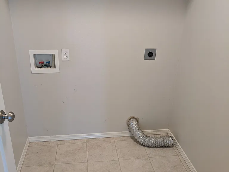 2041 W Swallowtail Pl — Photo 12