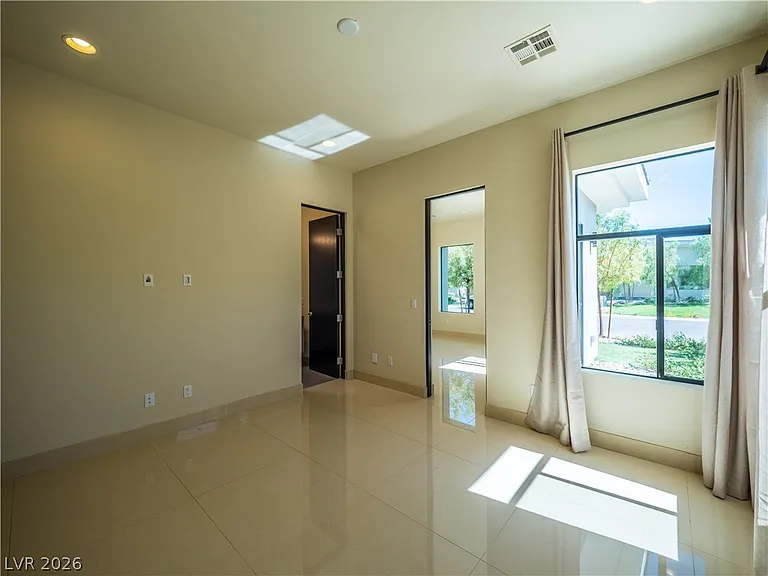 7447 Yonie Ct — Photo 39