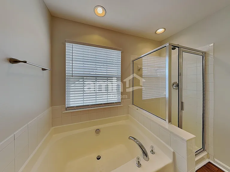 1019 Canopy Dr — Photo 18