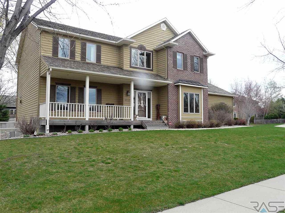 1st image of 5231 S Sweetbriar Ct