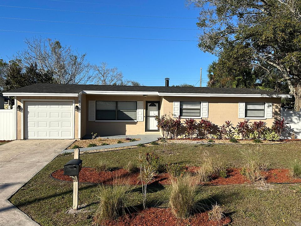 1st image of 980 Bouganvillea Dr